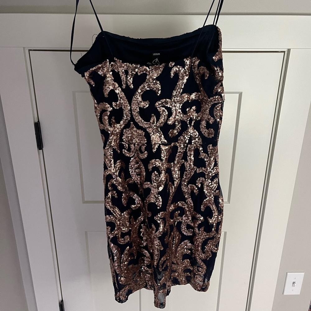 homecoming dress - Picture 3 of 3